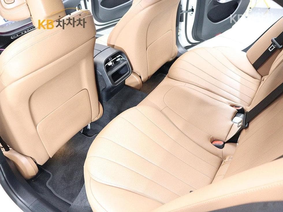 Mercedes-Benz E-클래스 (W214)E200 Avantgrade - 10