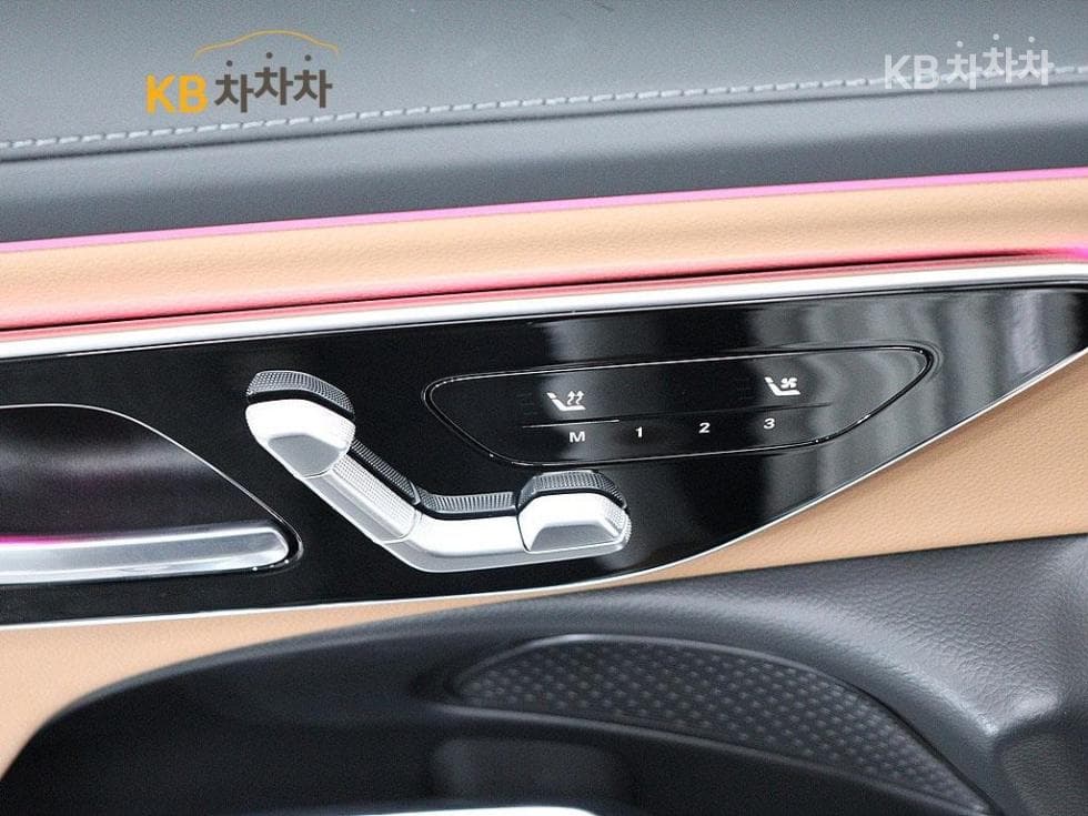 Mercedes-Benz E-클래스 (W214)E200 Avantgrade - 20