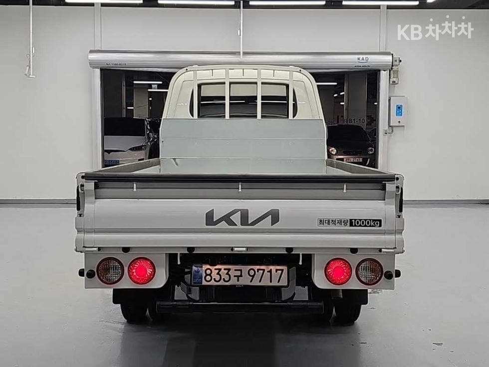 Киа The New (фейслифт) Бонго 3 (лек)LPG 1 тон Королевска кабина Удължено междуосие 2WD GLS - 3