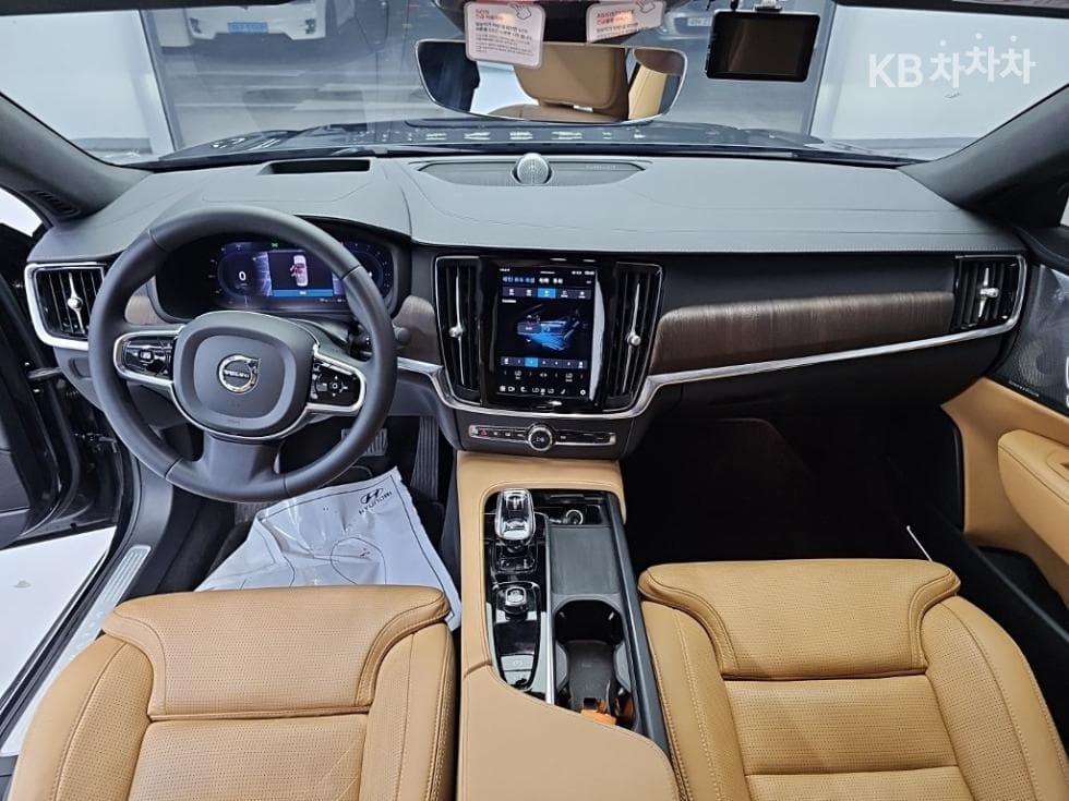 Volvo S90 Второ поколениеB6 AWD Ultimate Bright - 7