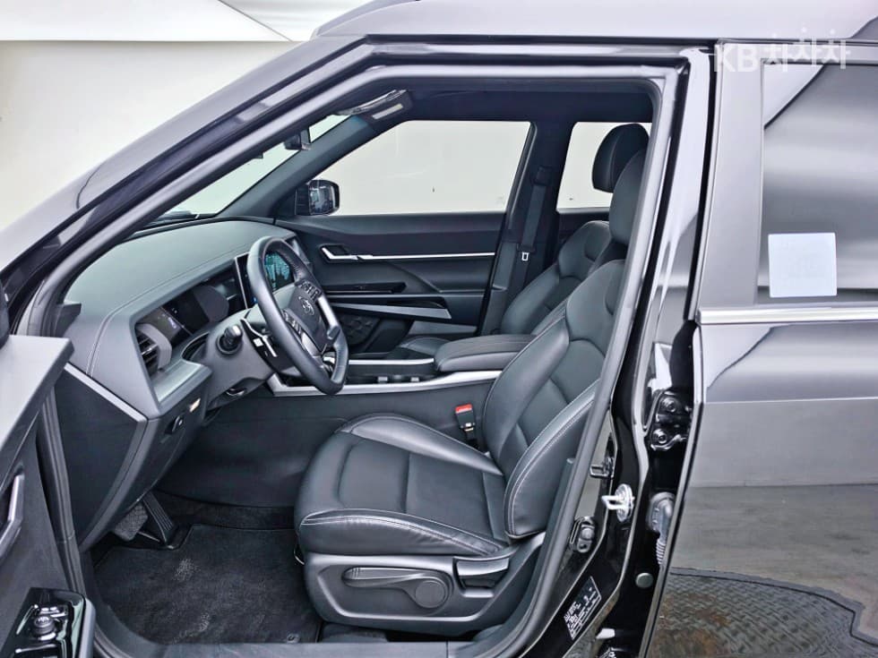 KG Mobility 토레스(J100)1.5 GDI Turbo T5 - 5