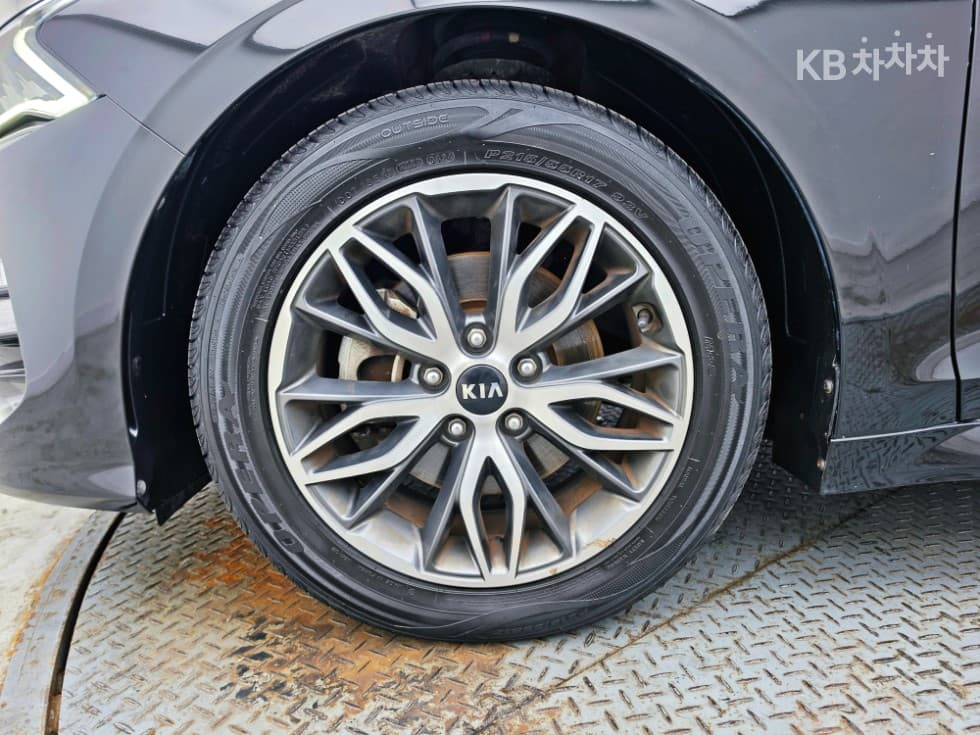 Kia K5 3rd Gen2.0 Gasoline Trendy - 17