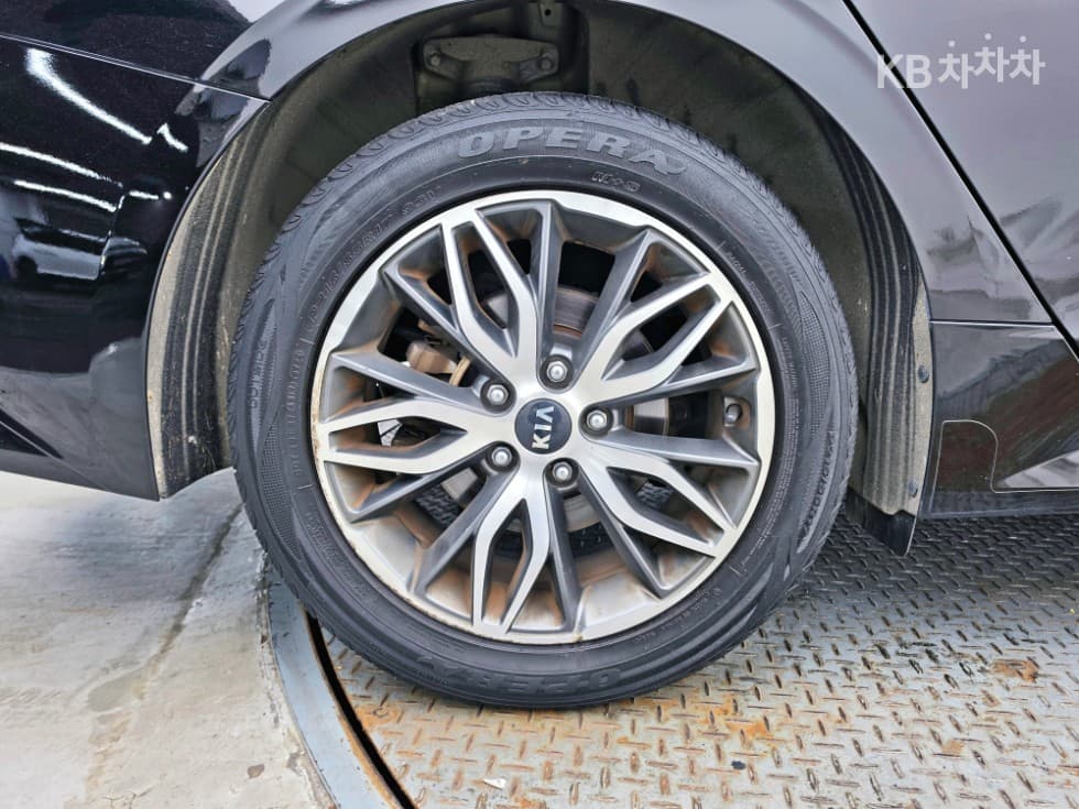 Kia K5 3rd Gen2.0 Gasoline Trendy - 19