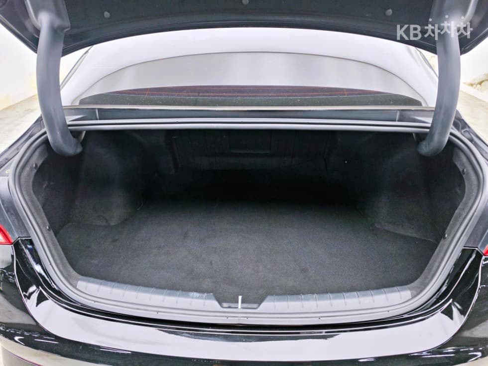 Kia K5 3rd Gen2.0 Gasoline Trendy - 21