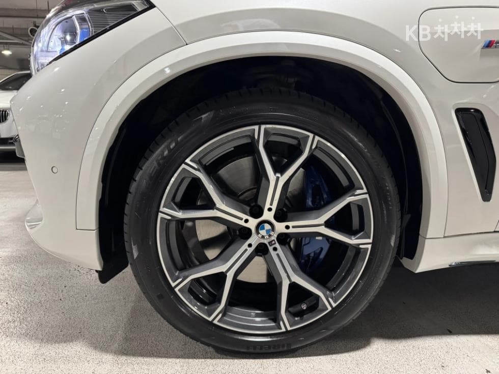 BMW X5 (G05)xDrive 45e M Sport - 5