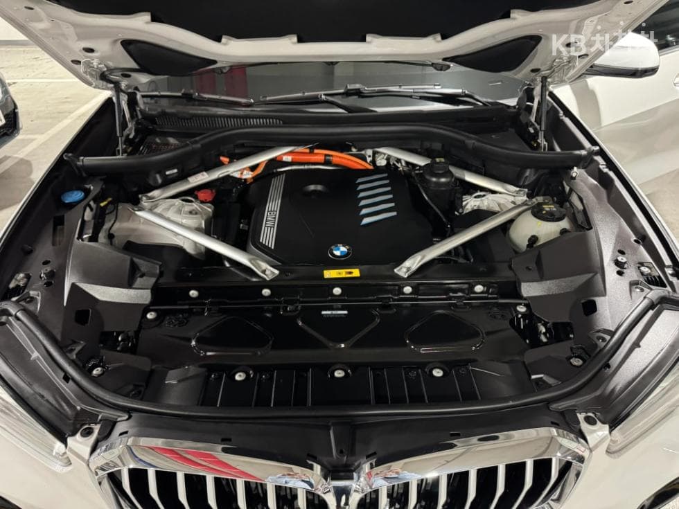 BMW X5 (G05)xDrive 45e M Sport - 6