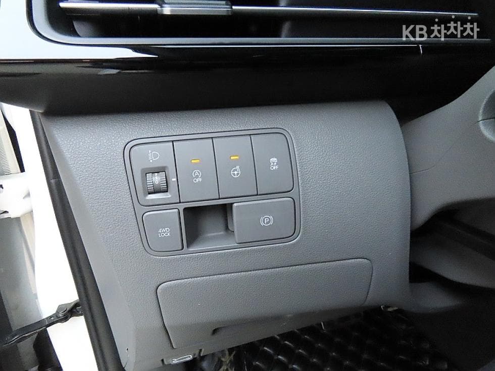 Хюндай Staria Lounge2.2 Lounge 9 AWD Престиж - 13