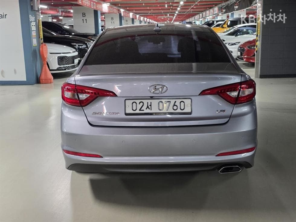 Hyundai Sonata LFLPI Modern Disabled-accessible - 4