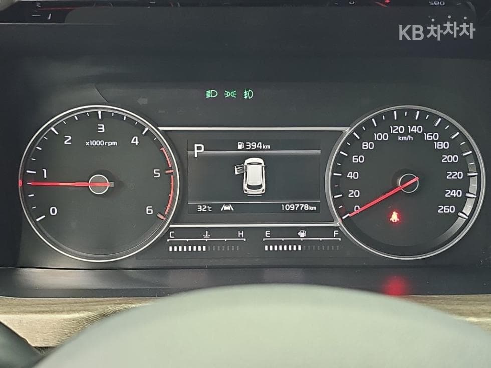 Киа The New (фейслифт) Sorento MQ42.2 Дизел AWD Престиж - 6