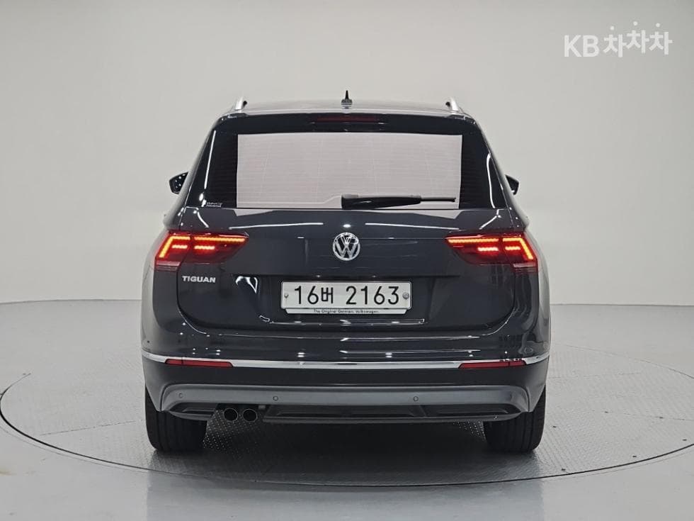 Volkswagen The New (фейслифт) Tiguan2.0 Турбо Дизел Инжекция Premium - 3