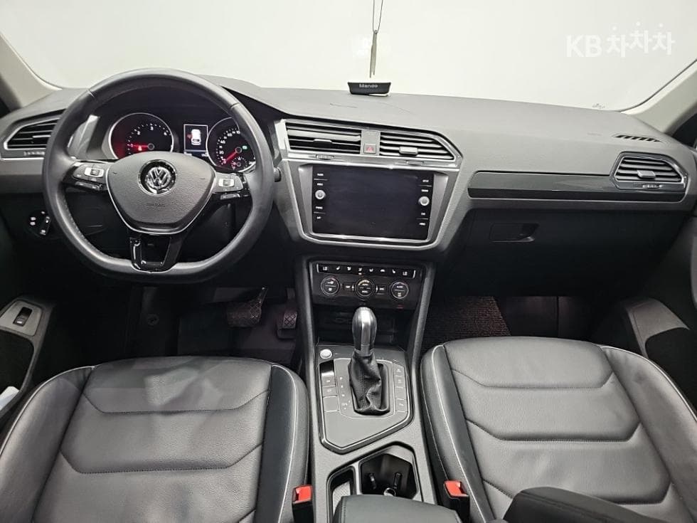 Volkswagen The New (фейслифт) Tiguan2.0 Турбо Дизел Инжекция Premium - 7