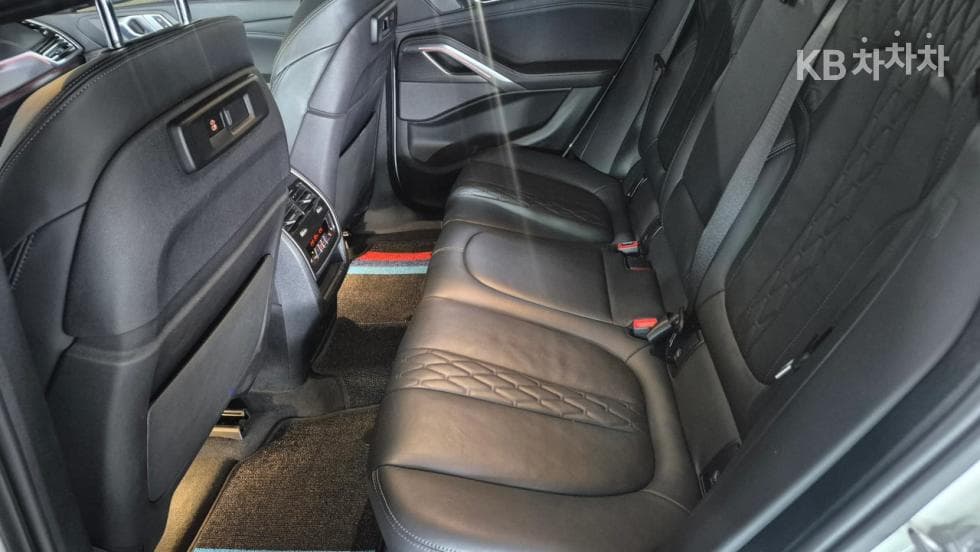 BMW X6(G06)xDrive 40i M Sport Package - 11
