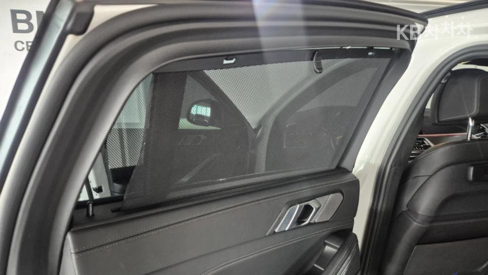 BMW X6(G06)xDrive 40i M Sport Package - 21