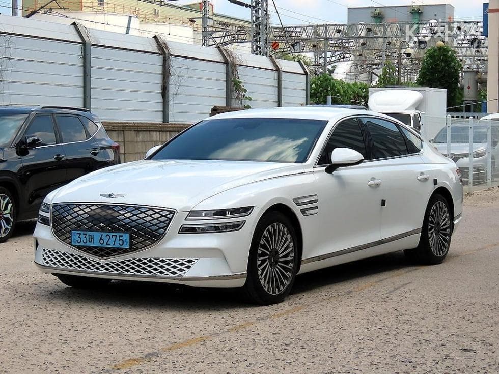 Genesis ELECTRIFIED G80EV Standard - 2
