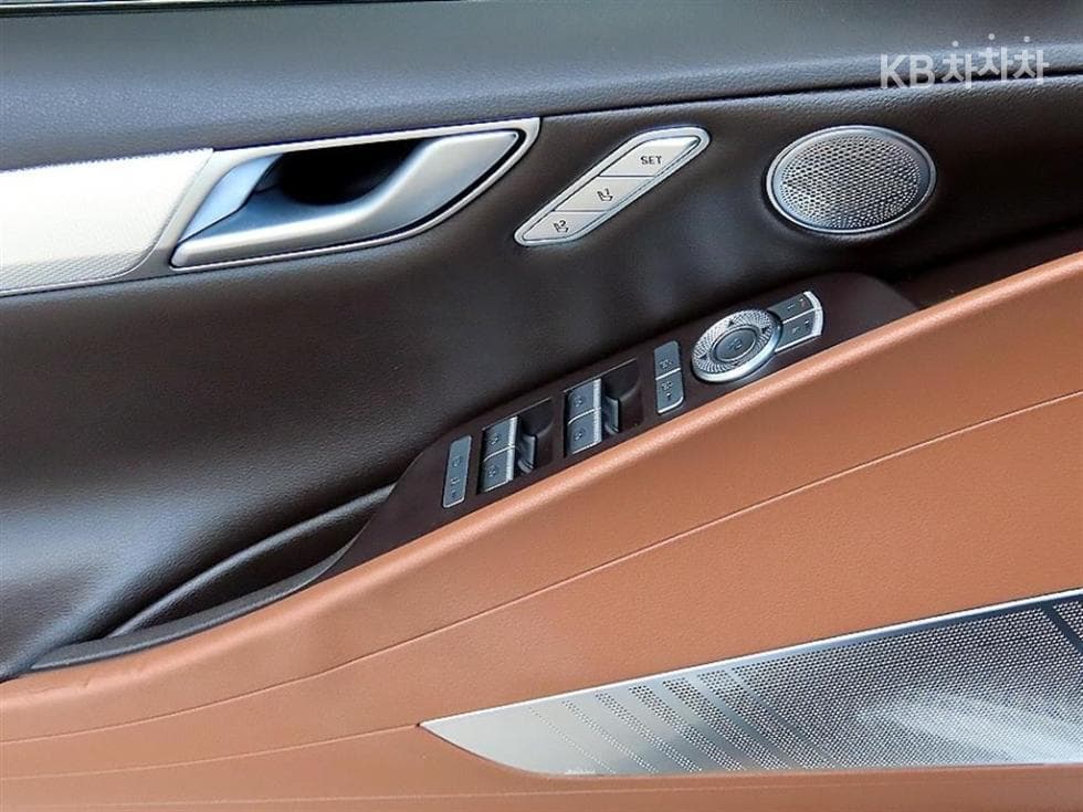 Genesis ELECTRIFIED G80EV Standard - 12