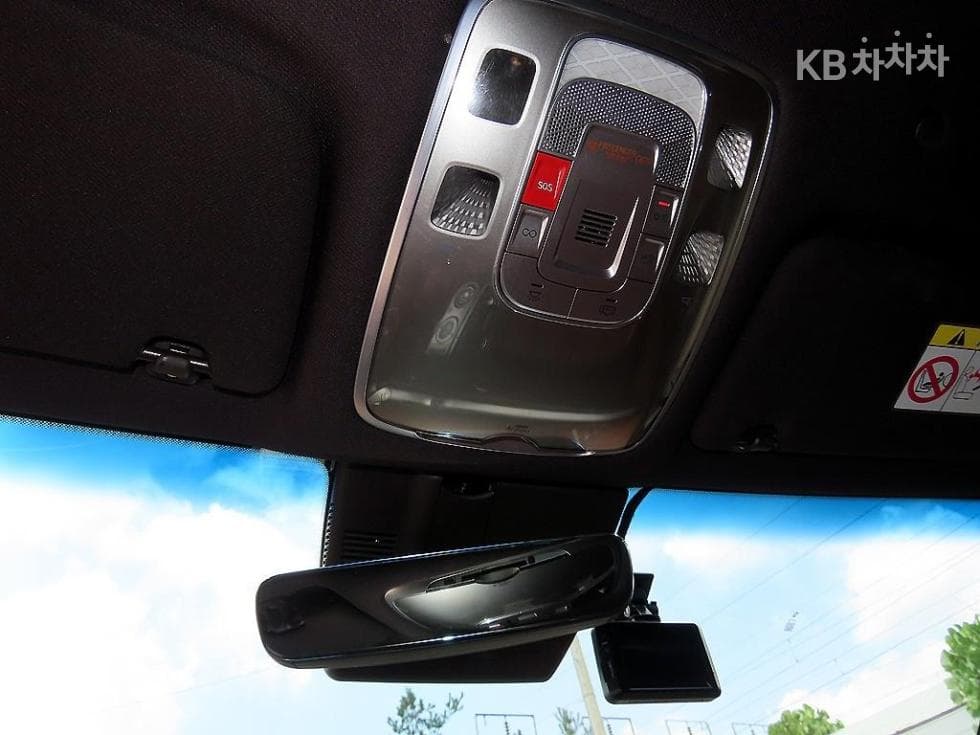 Genesis ELECTRIFIED G80EV Standard - 16