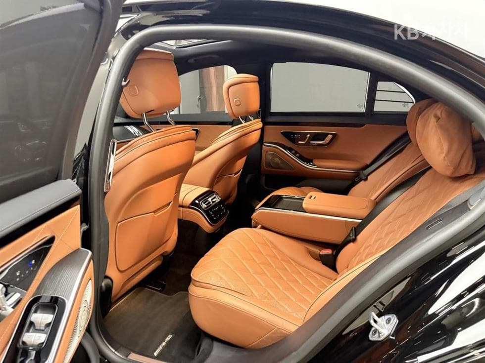 Mercedes-Benz S-Class W223S400d 4Matic Standard - 8