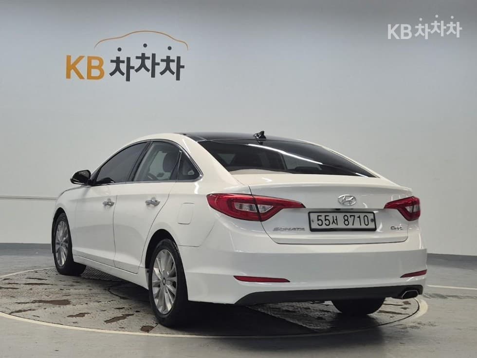 Hyundai Sonata LF2.0 Smart Standard - 2