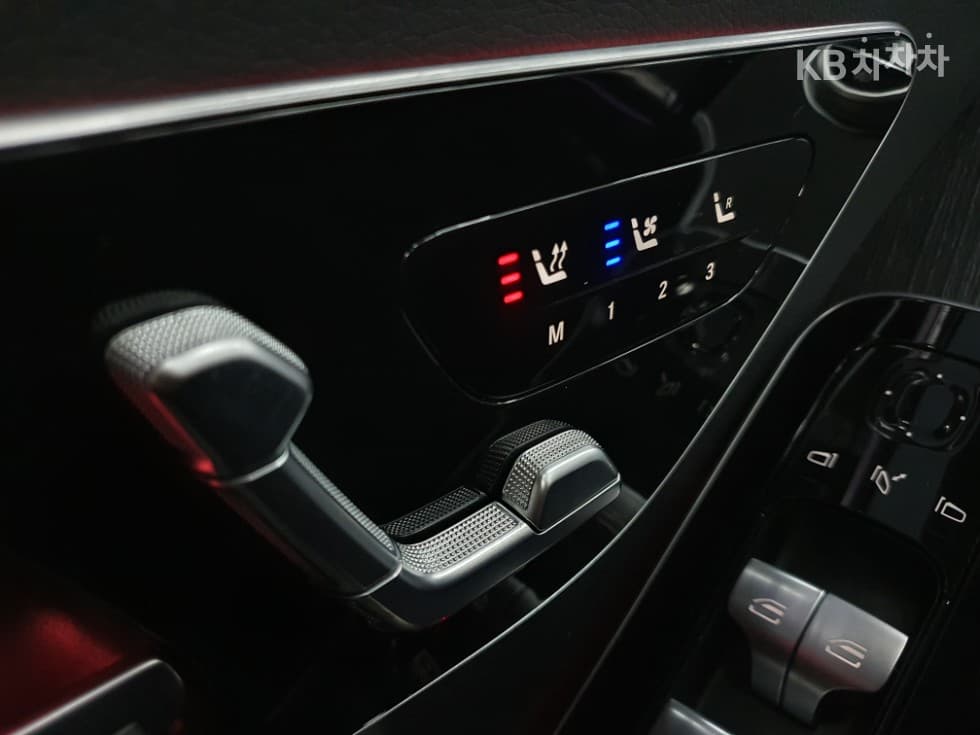 Mercedes-Benz S-Class W223S350d Standard - 14