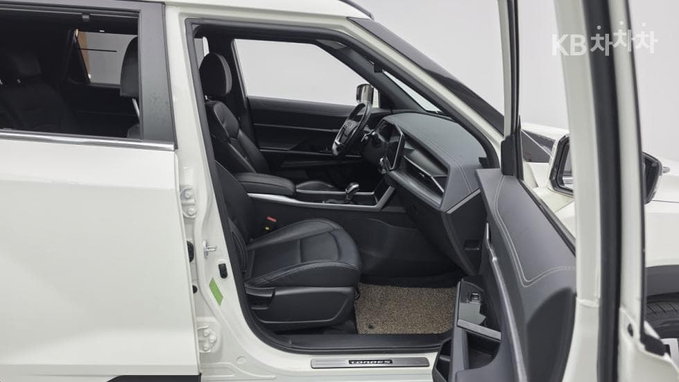 KG Mobility 토레스(J100)1.5 GDI Turbo T7 - 10