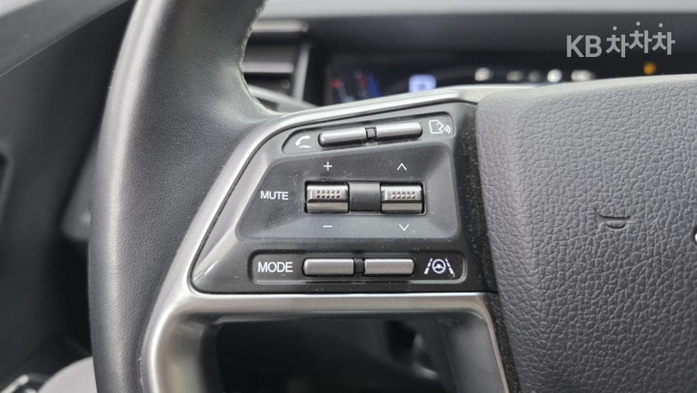 KG Mobility 토레스(J100)1.5 GDI Turbo T7 - 23