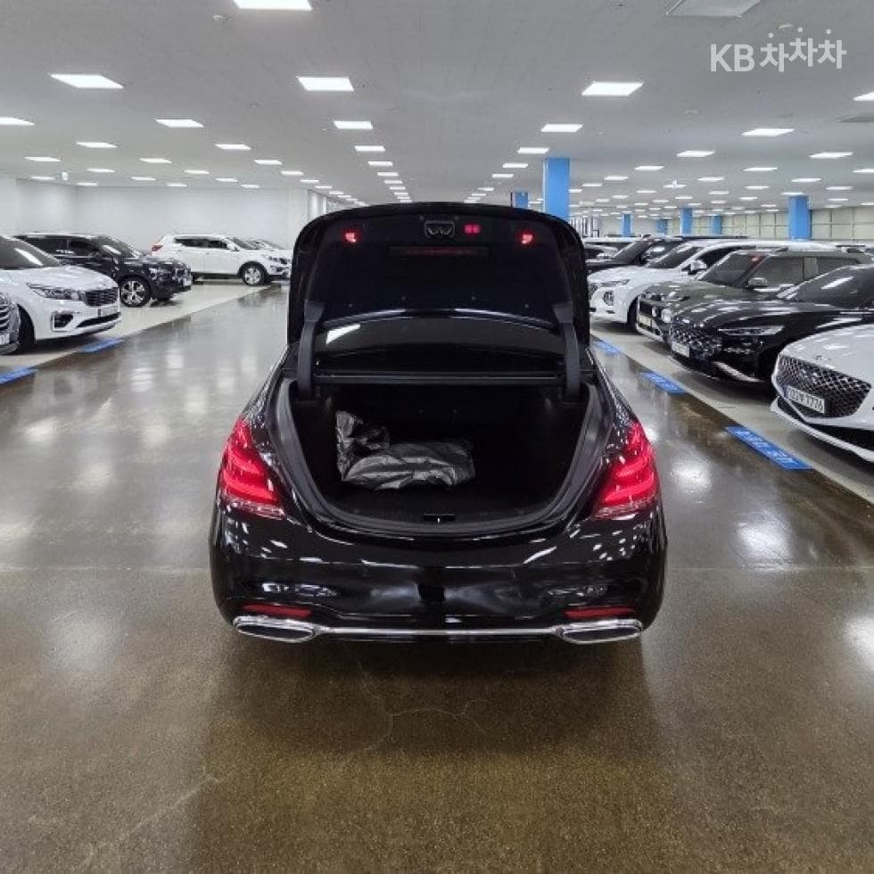 Mercedes-Benz New S-ClassS350L W222 - 18