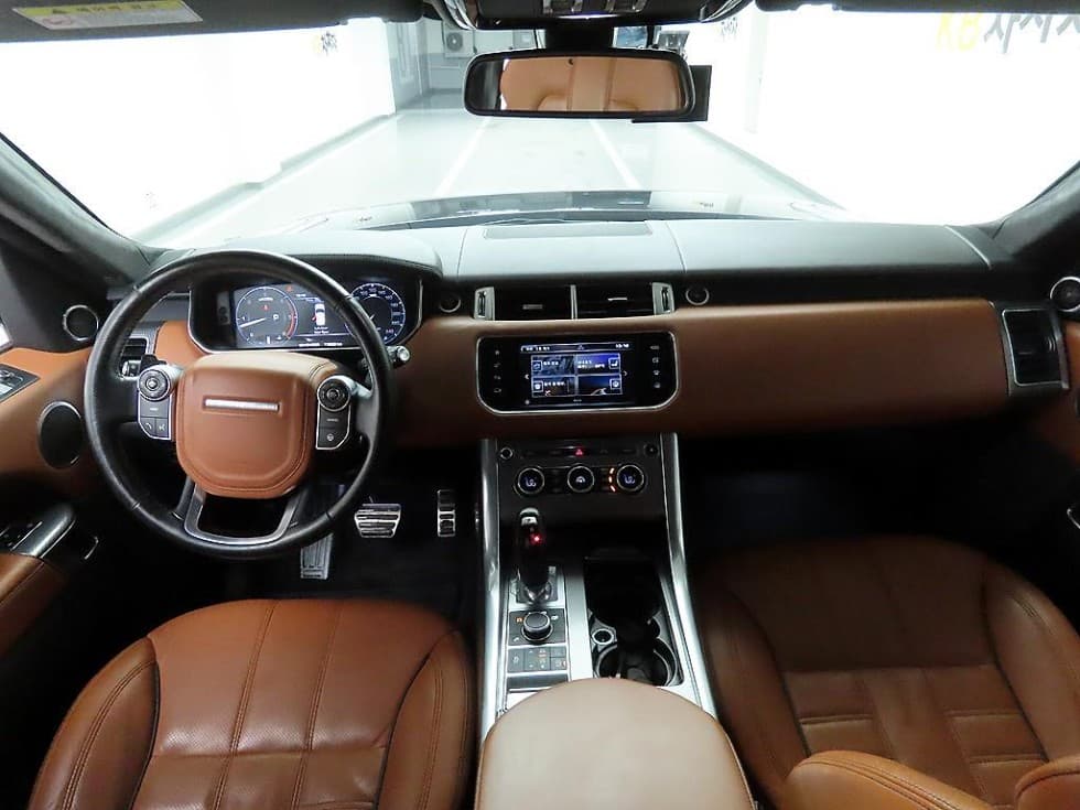 Land Rover Нов Рендж Ровер Спорт3.0 SDV6 Autobiography Dynamic - 8