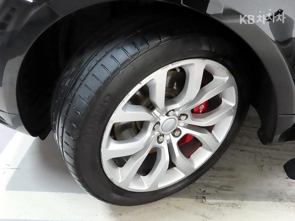 Land Rover Нов Рендж Ровер Спорт3.0 SDV6 Autobiography Dynamic - 19