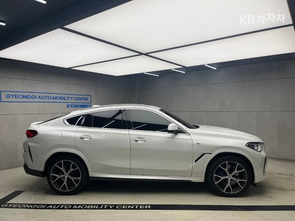 BMW X6(G06)xDrive 30d M Sport - 2