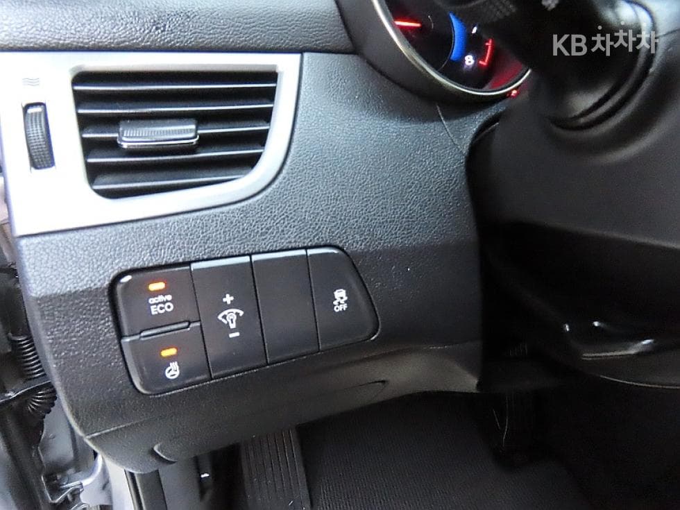 Hyundai Avante (Elantra)MDM16 GDI Modern - 12
