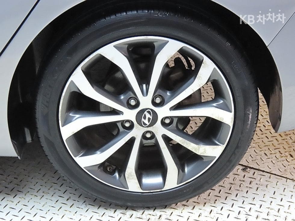 Hyundai Avante (Elantra)MDM16 GDI Modern - 20