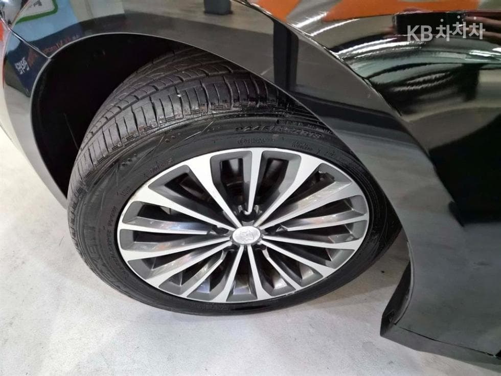 Хюндай Grandeur (Azera)HGHG300 Exclusive - 20