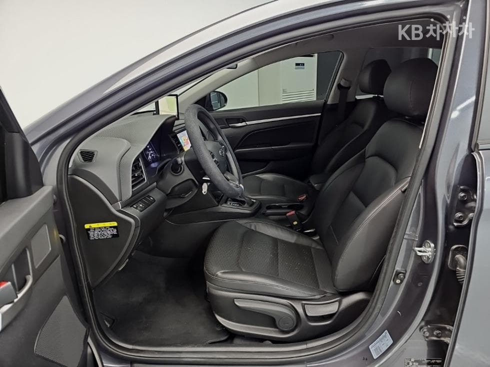 Хюндай The New (фейслифт) Avante (Elantra) ADSmartstream G1.6 Стил - 11