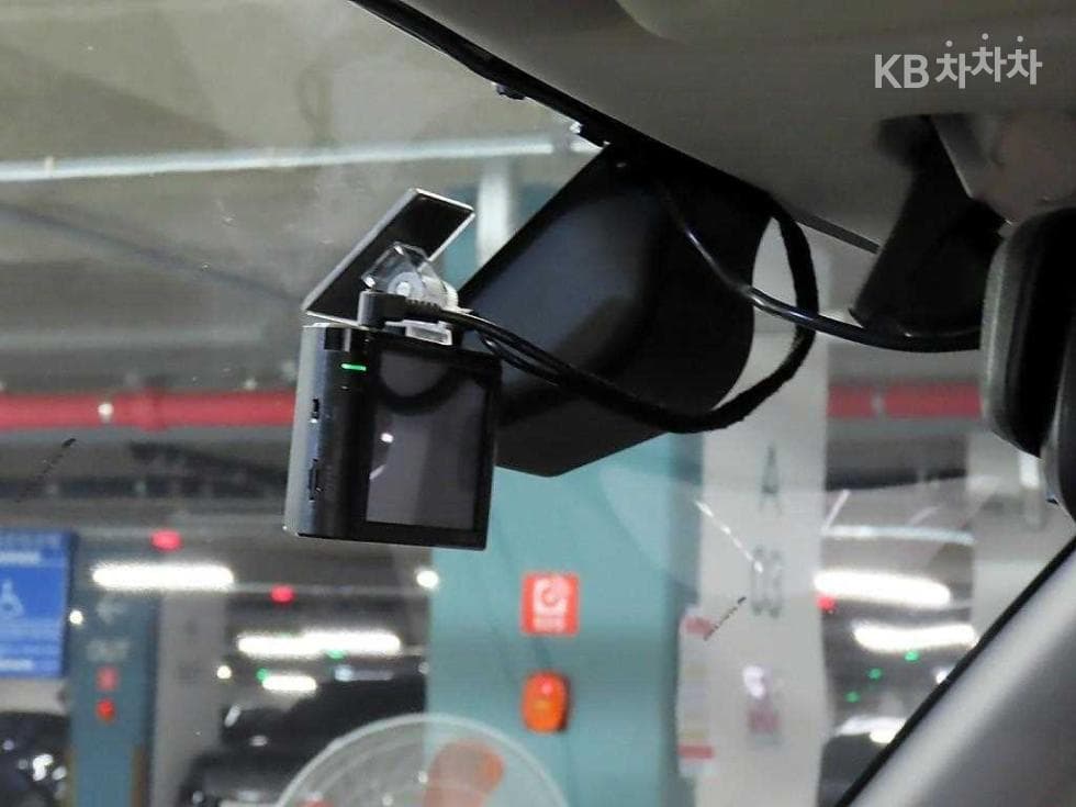 Киа The New (фейслифт) Киа Рей (ван) Ван1.0 Бензин Ван 2-местен Престиж Специал (специален признак/издание) - 14