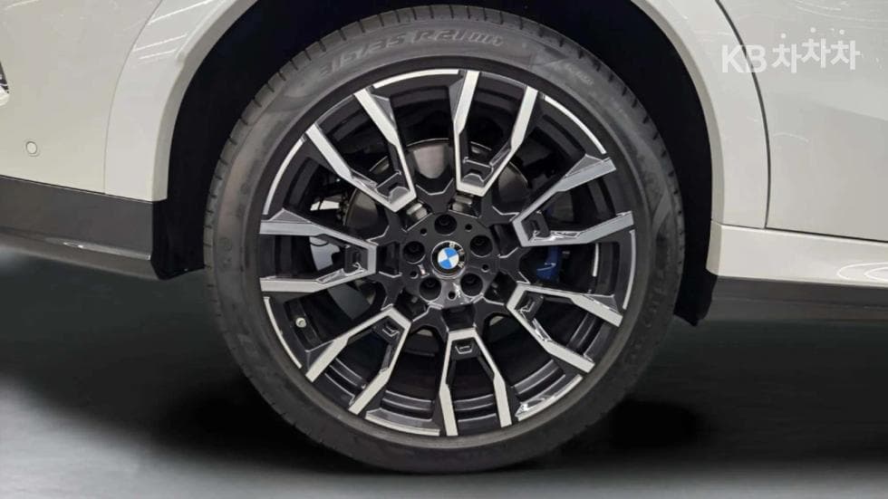 BMW X6(G06)xDrive 40i M Sport Package - 21