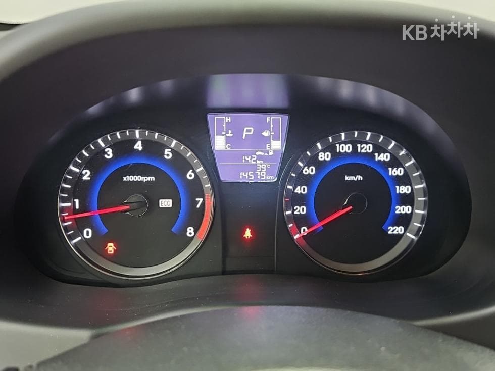 Хюндай Акцент(신형)1.4 VVT Modern - 6
