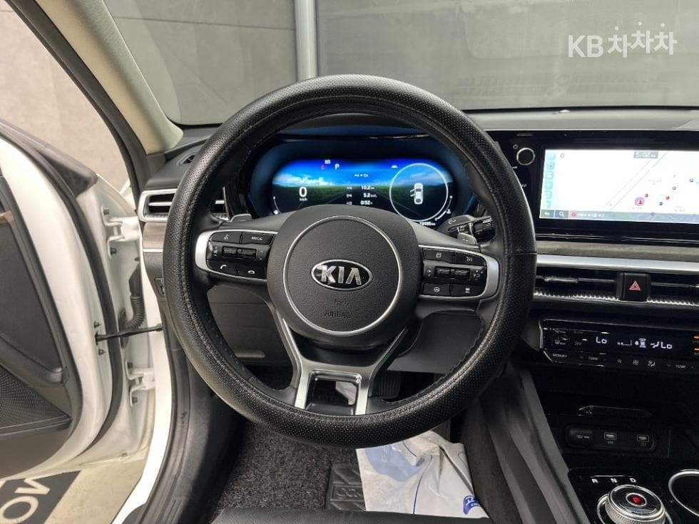 Kia K5 3rd Gen2.0 Gasoline Noblesse - 9