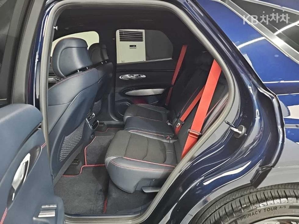 Дженезис GV70Бензин 2.5T 스포츠패키지 2WD - 12