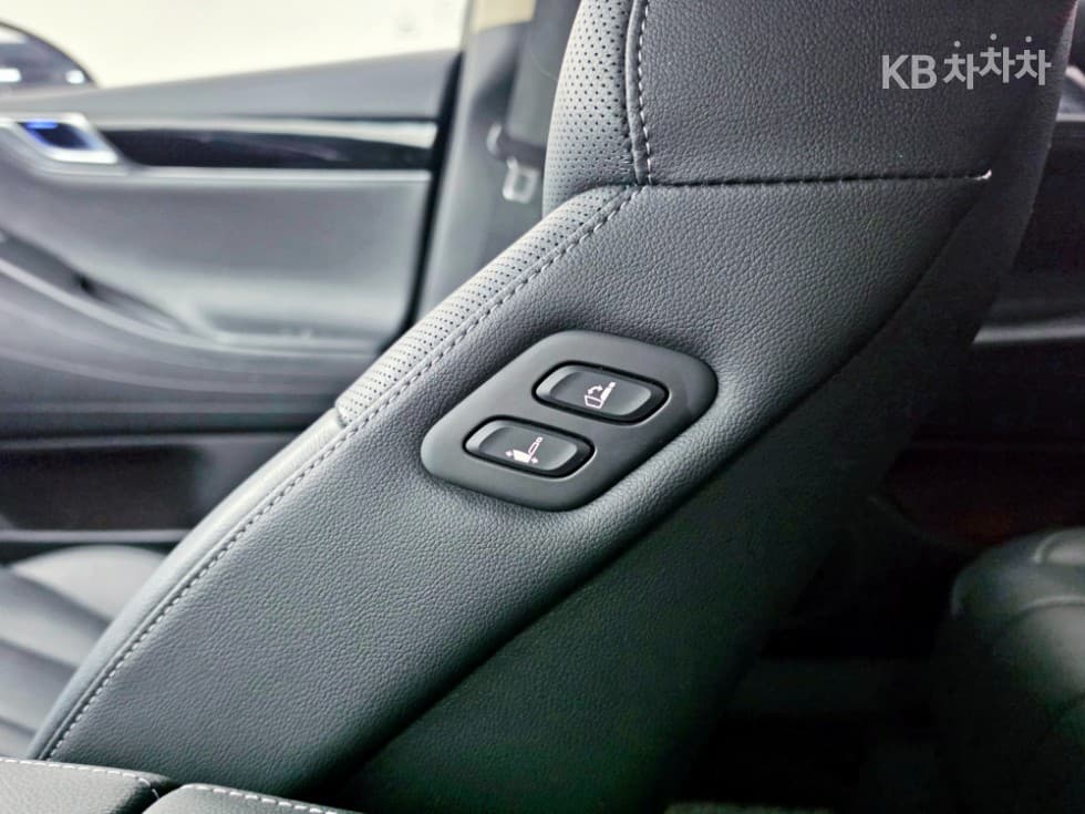 Genesis G80(RG3)2.5 Turbo Gasoline Direct Injection AWD - 18