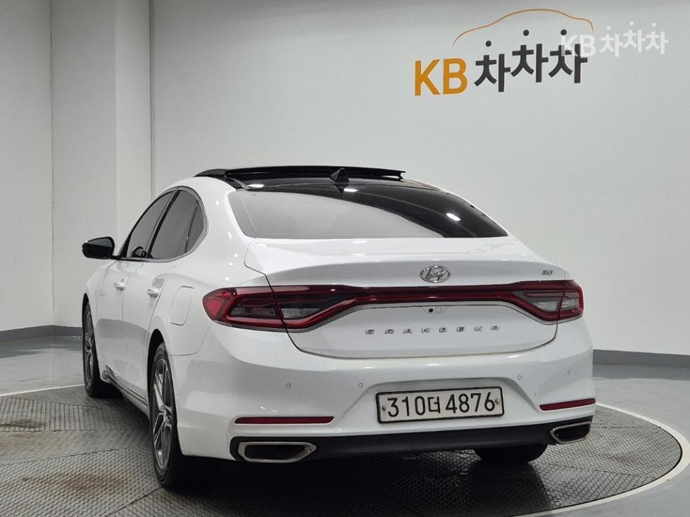 Hyundai Grandeur (Azera)IGRental car 3.0 LPi Exclusive Standard - 2