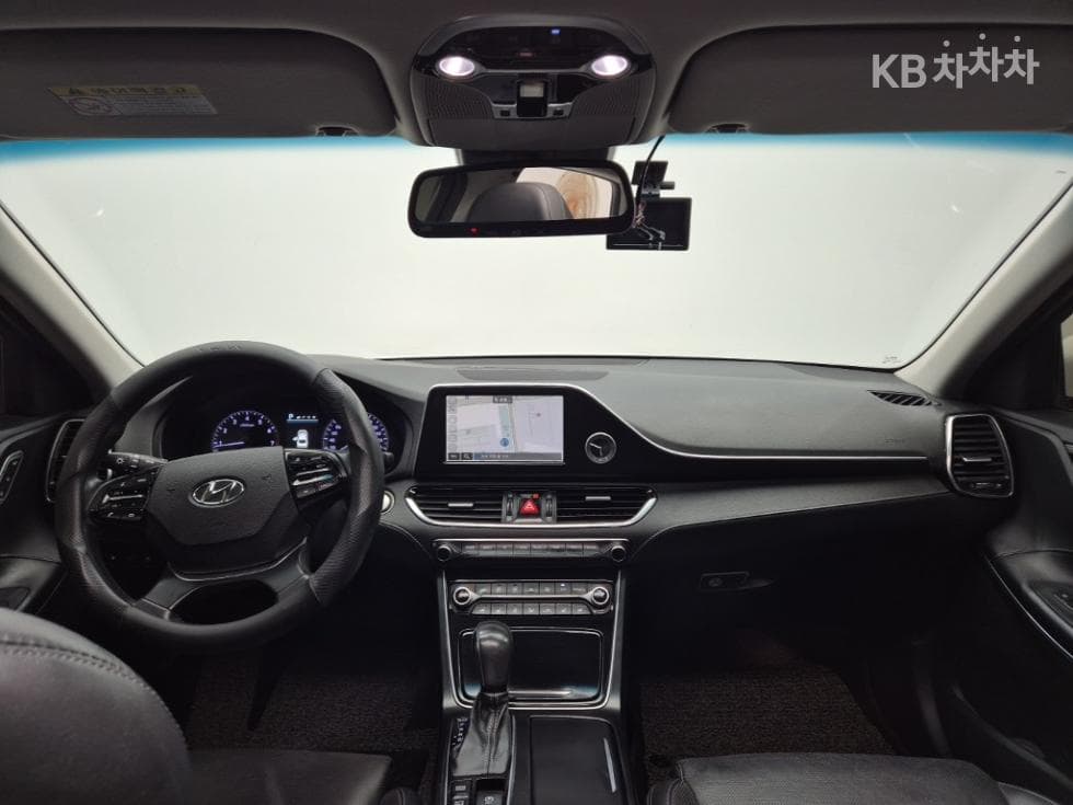 Hyundai Grandeur (Azera)IGRental car 3.0 LPi Exclusive Standard - 7