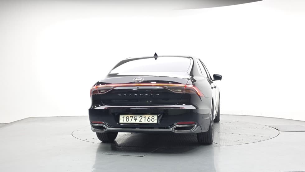 Hyundai The New (facelift) Grandeur (Azera)2.5 Premium 초이스 - 4