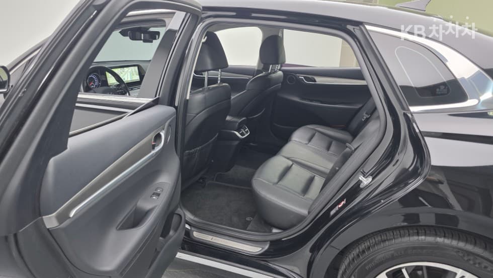 Hyundai The New (facelift) Grandeur (Azera)2.5 Premium 초이스 - 19