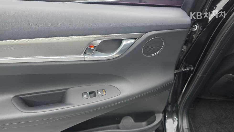 Hyundai The New (facelift) Grandeur (Azera)2.5 Premium 초이스 - 20