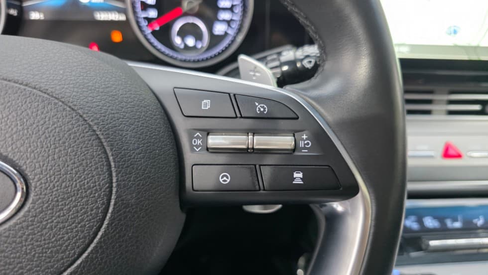 Hyundai The New (facelift) Grandeur (Azera)2.5 Premium 초이스 - 26