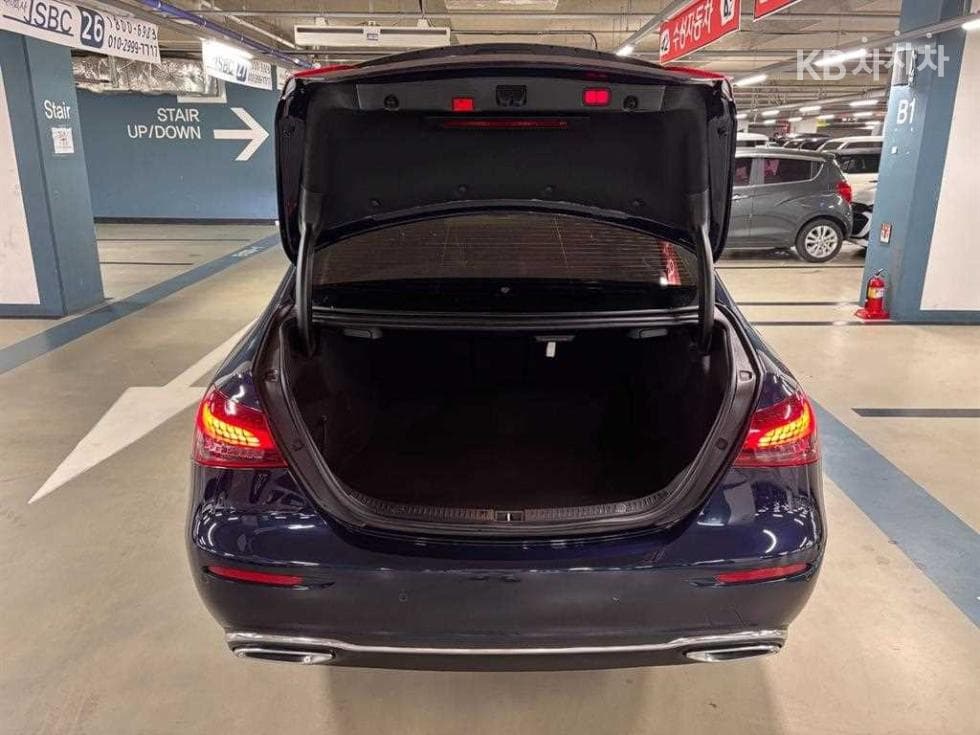 Mercedes-Benz E-Клас (W213)E250 Exclusive - 18