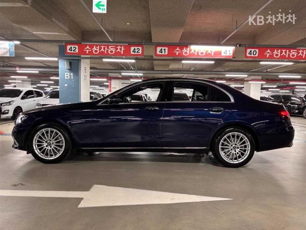 Mercedes-Benz E-Клас (W213)E250 Exclusive - 19
