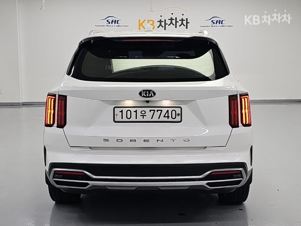Киа The New (фейслифт) Sorento MQ42.2 Дизел 2WD Signature - 3