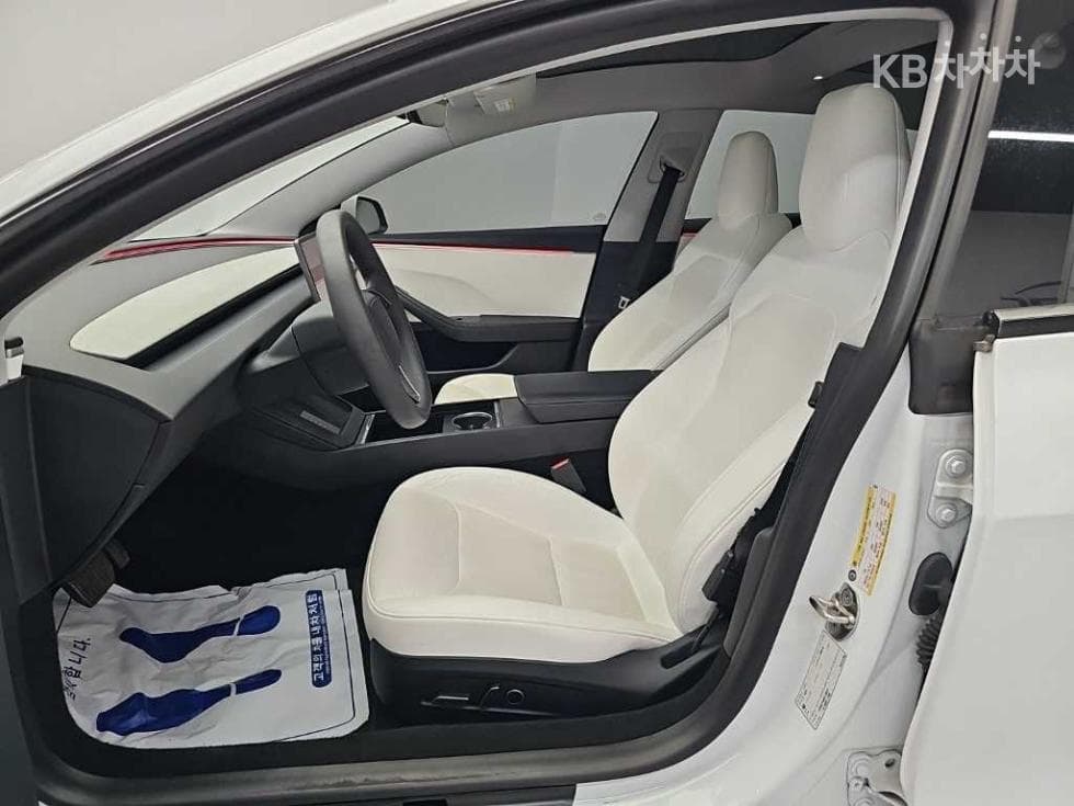 테슬라 Model 3 HighlandRWD - 11