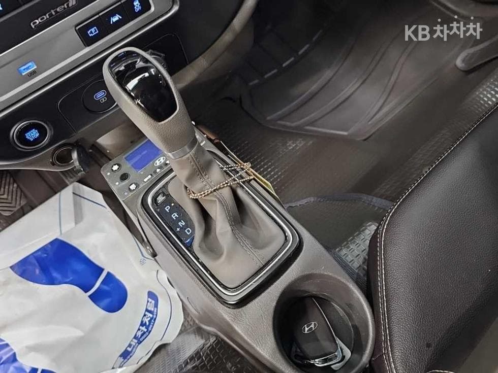 Хюндай Porter 2LPG 하이냉동Товарна надстройка차 Удължено междуосие Super Cab ModernPlus - 8